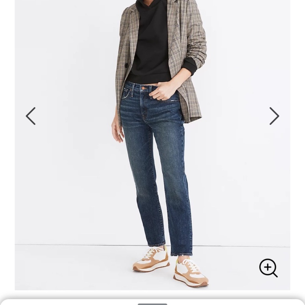 Madewell Tomboy Straight Jeans in Chaseley Wash